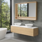 Spiegel met houten lijst en legplank - Madera 9